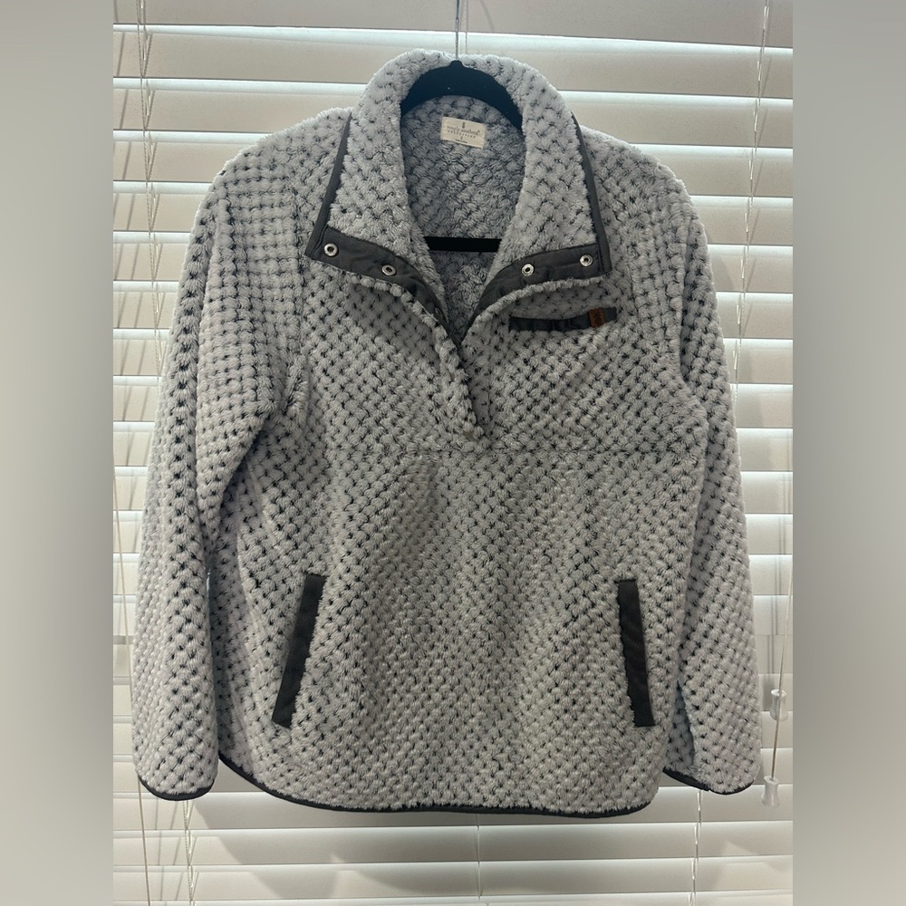 NWOT Simply Southern Sherpa Size S.
